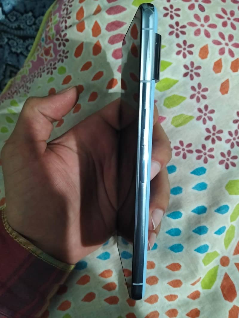 Google Pixel 8 Pro 3