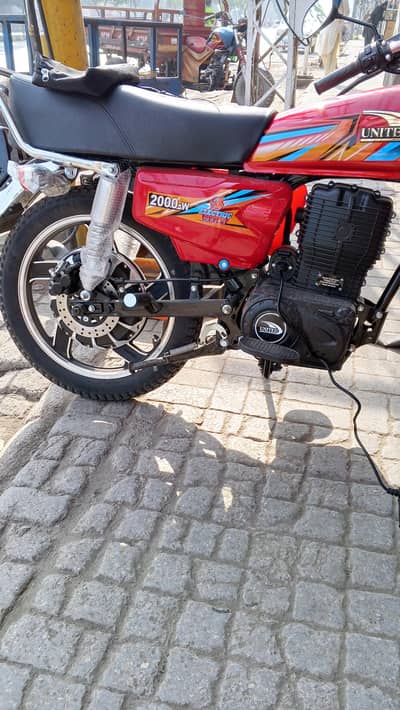 bullet max 76 V and 40 A battery
