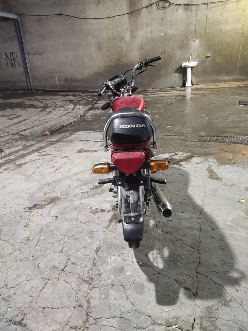 Honda CD 70 24 model 3