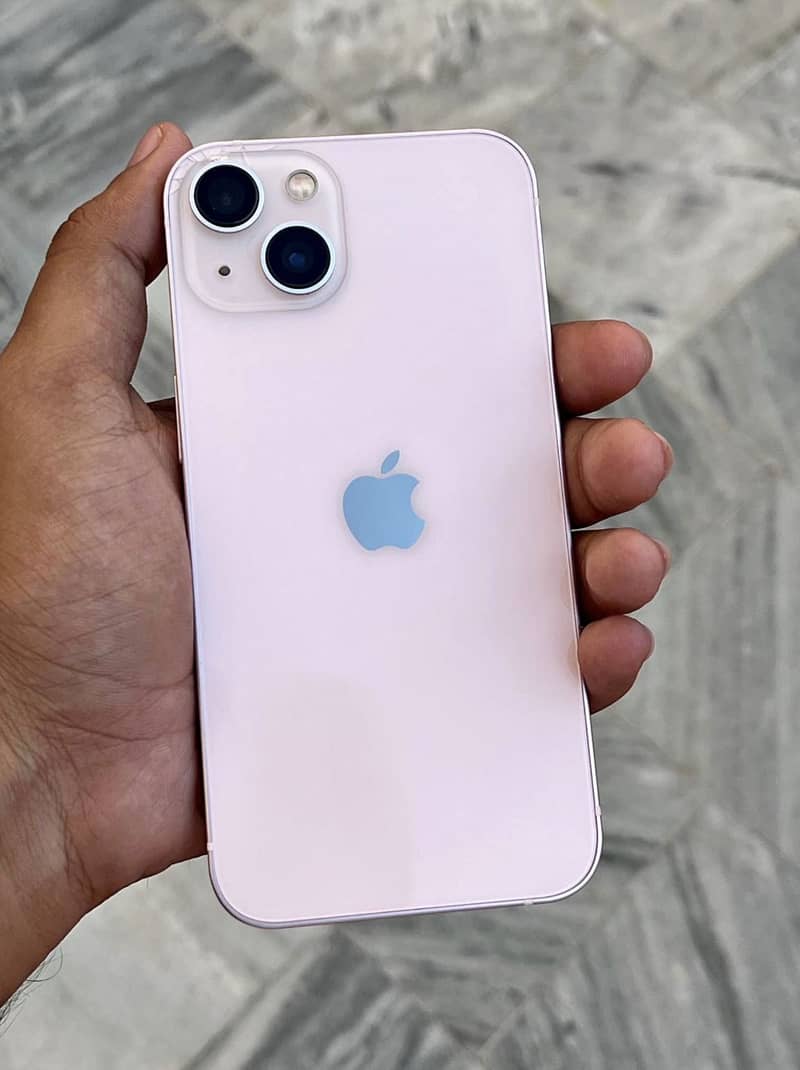 Apple iPhone 13 2
