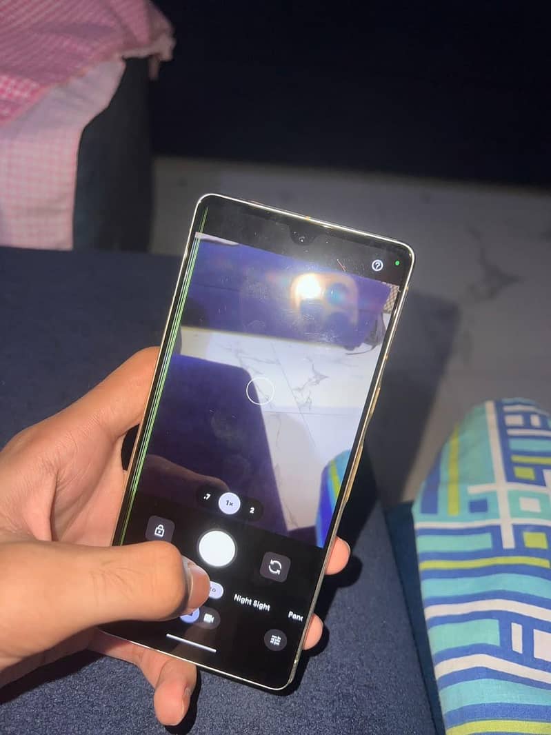 Google Pixel 7 4