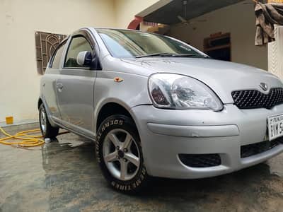 Toyota Vitz 2004