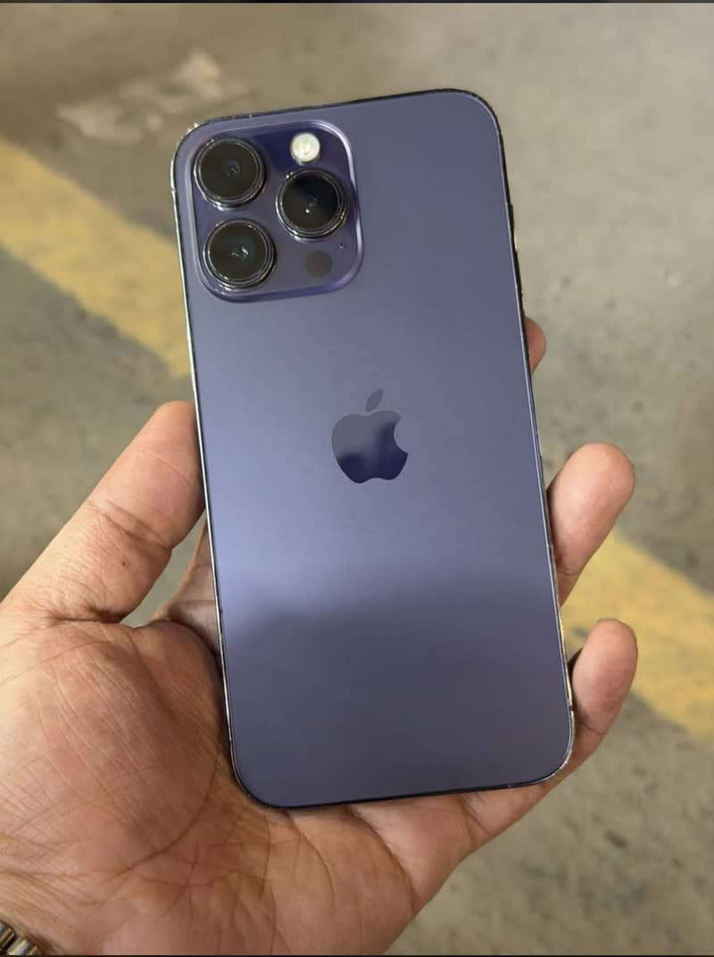 Apple iPhone 14 Pro Max 0
