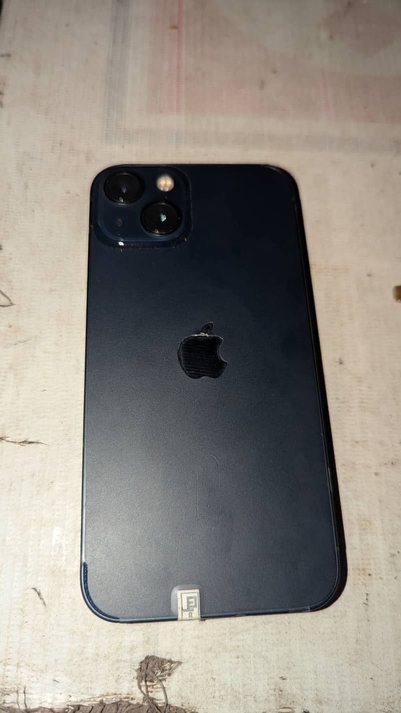 Apple iPhone 13 5