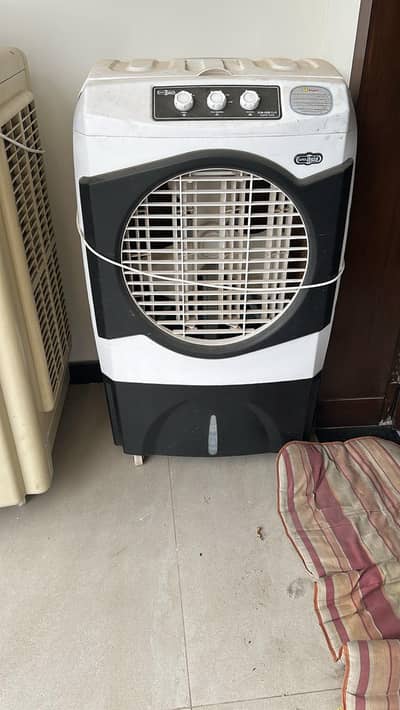 super Asia cooler mint condition almost brand new