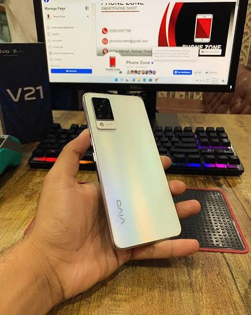 Vivo V21 1