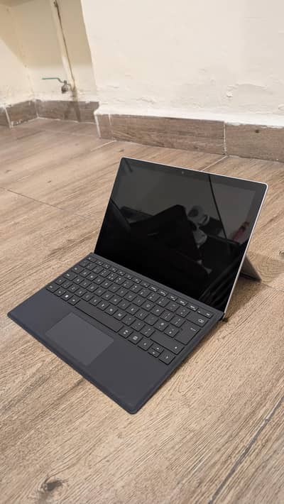 Microsoft Surface Pro 7+
