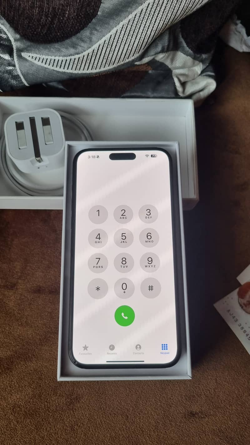 Apple iPhone 15 Pro Max 3