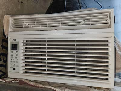 midea 0.75 ton AC with supply with remote