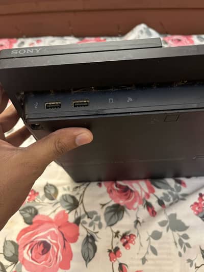 PS3 SLIM JAILBREAK USED 8/10 CONDITION