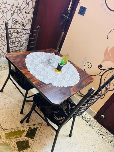 coffee table 2 seaters