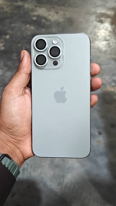 Apple iPhone 15 Pro Max
