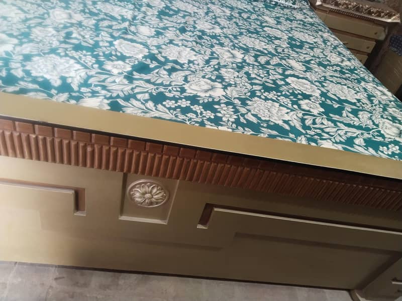 only bed 2