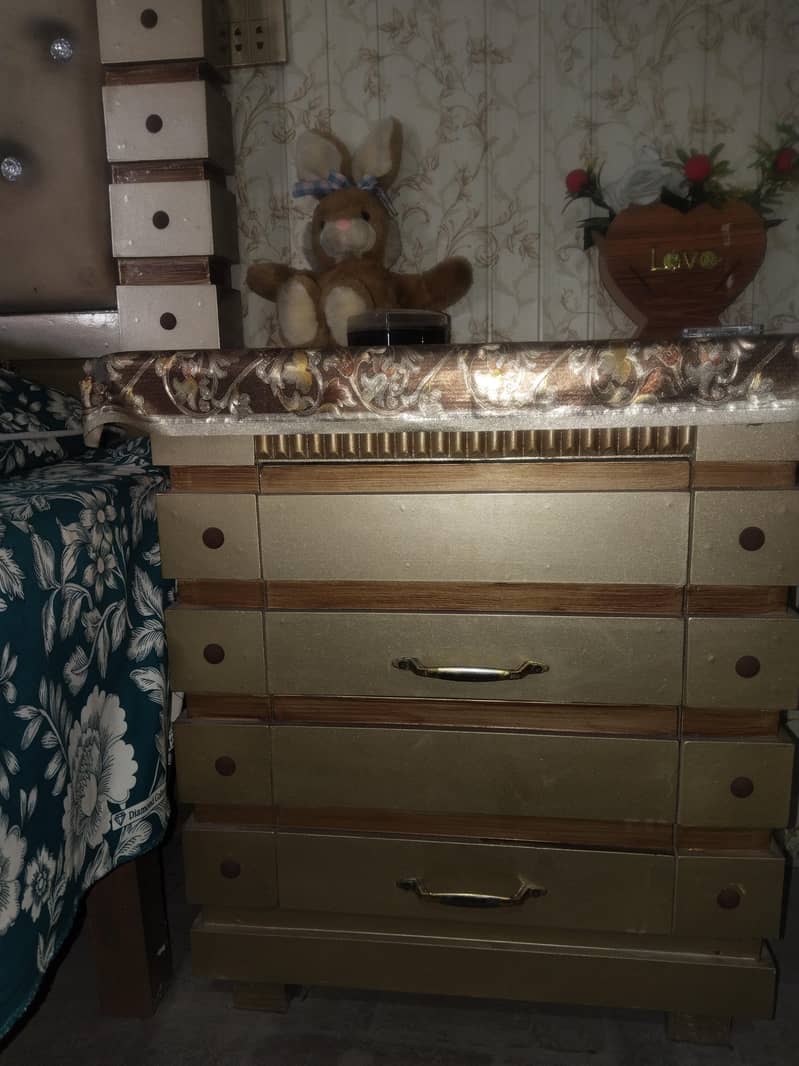 only bed 3