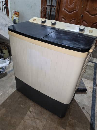 Dawlance double washing machine good condition