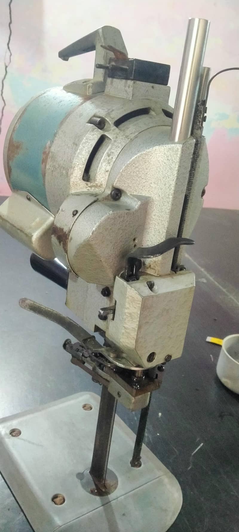 cutter machine 10