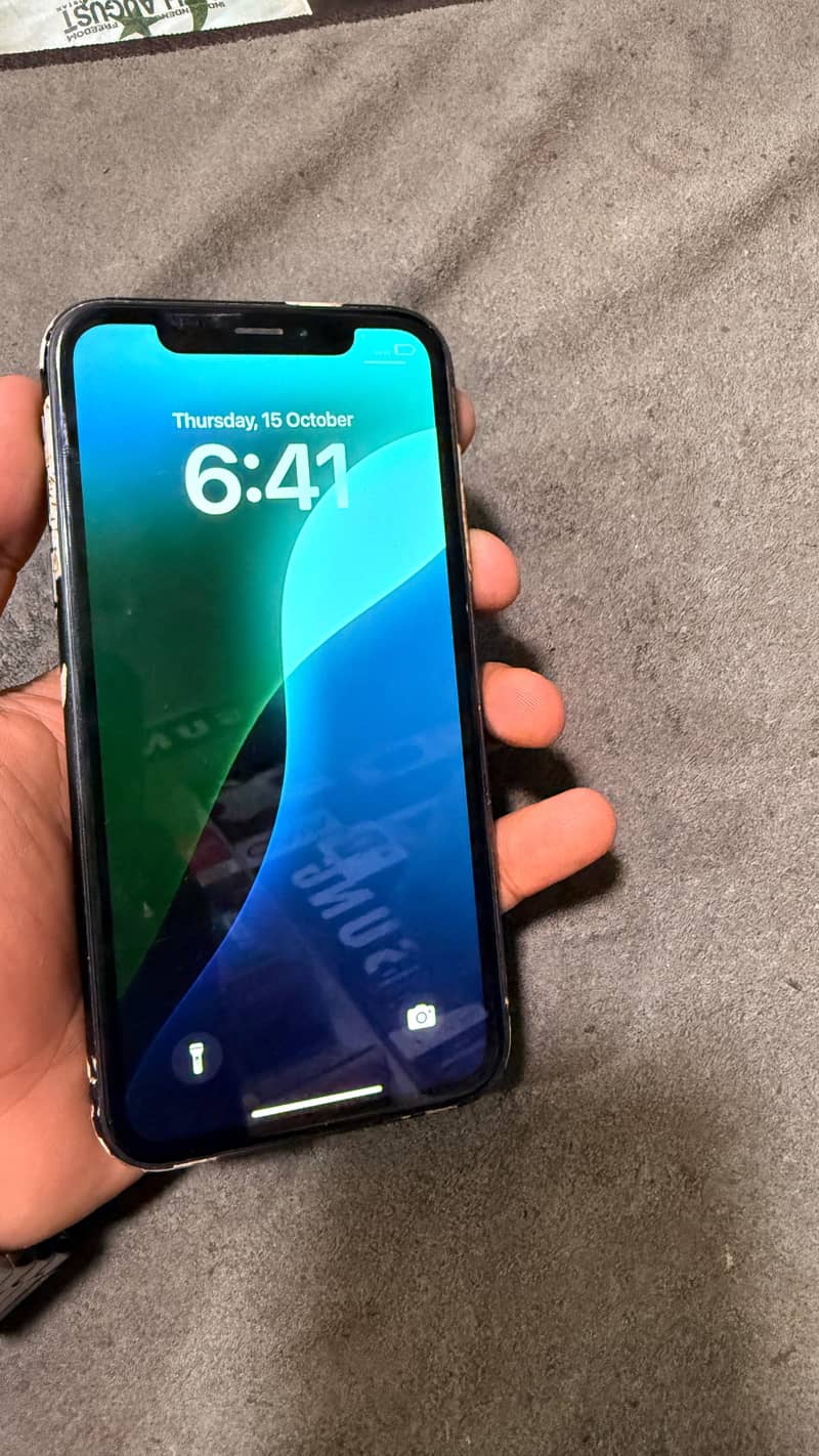 iphone XR 3