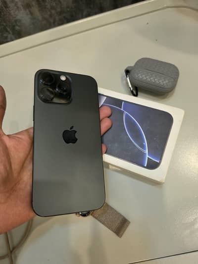 Apple iPhone 16 Pro Max 256 GB JV (87% Health) condition 10/9.5