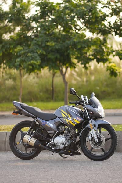Yamaha YBR with Double Part's