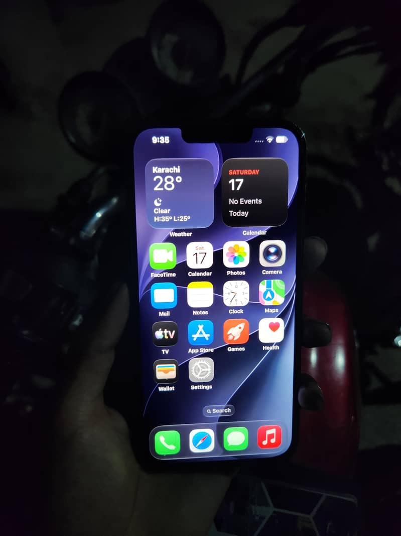 Apple iPhone 13 Pro 4