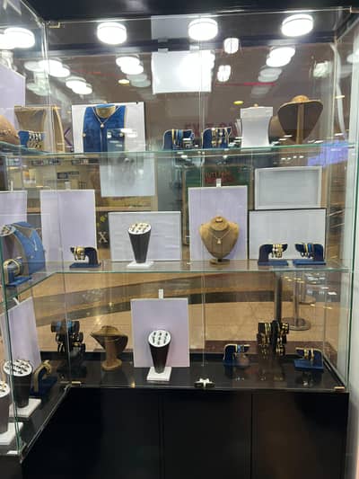 Shop for Rent in GIGA Mall