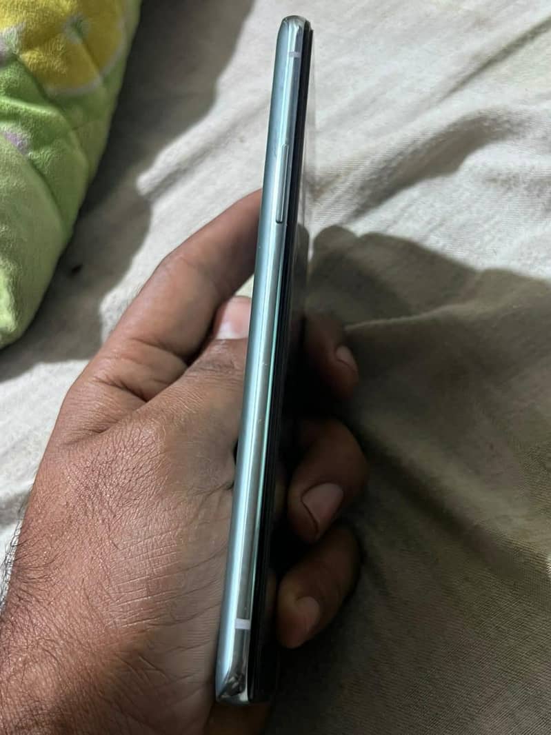 One Plus 8T 1