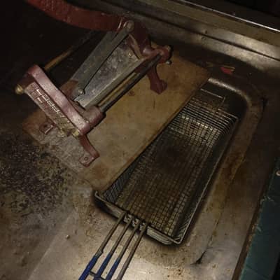 STEEL COUNTER