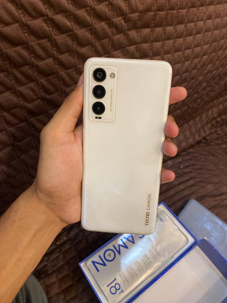 Tecno CAMON 18T 0