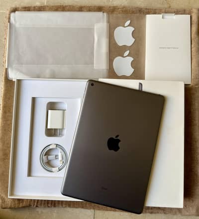 iPad 9th Gen Complete Box