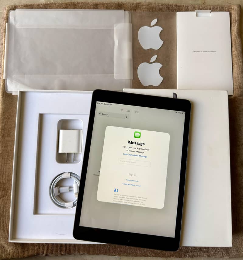 iPad 9th Gen Complete Box 12