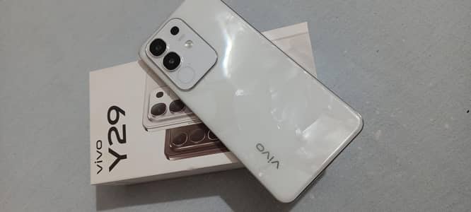 vivo y29 8/128 with  box in warranty