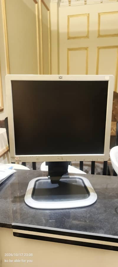 HP ORIGINAL LCD MINT CONDITION ROTATEABLE