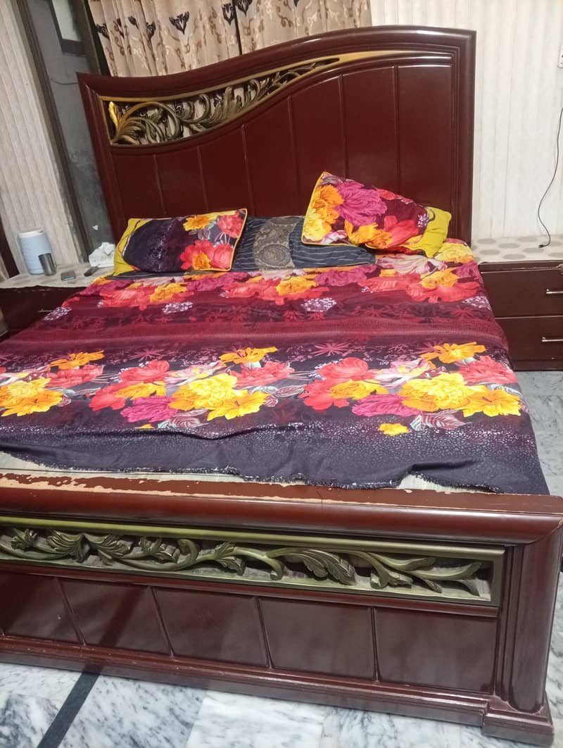 bed dressing table 1