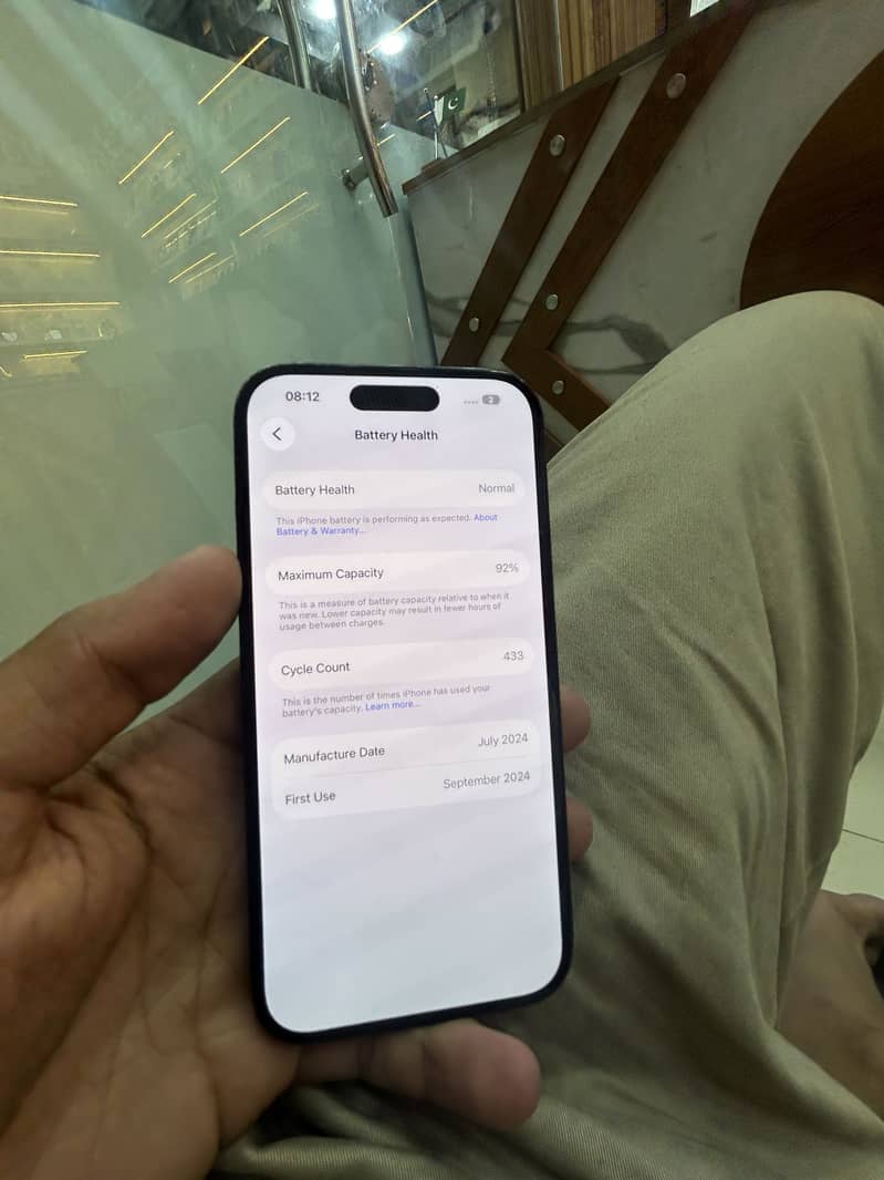 Apple iPhone 15 6