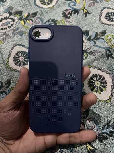 I phone 8 White Colour Mint Condition Factory Unlock Sim Active ha