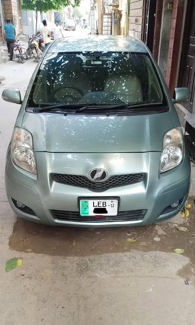Toyota Vitz 2008/2012 beige Room (o3o1.7o7o. 613)