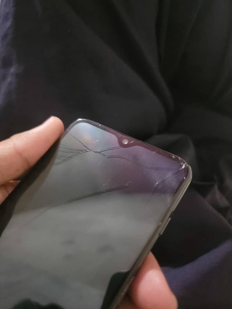 One Plus 6T 3