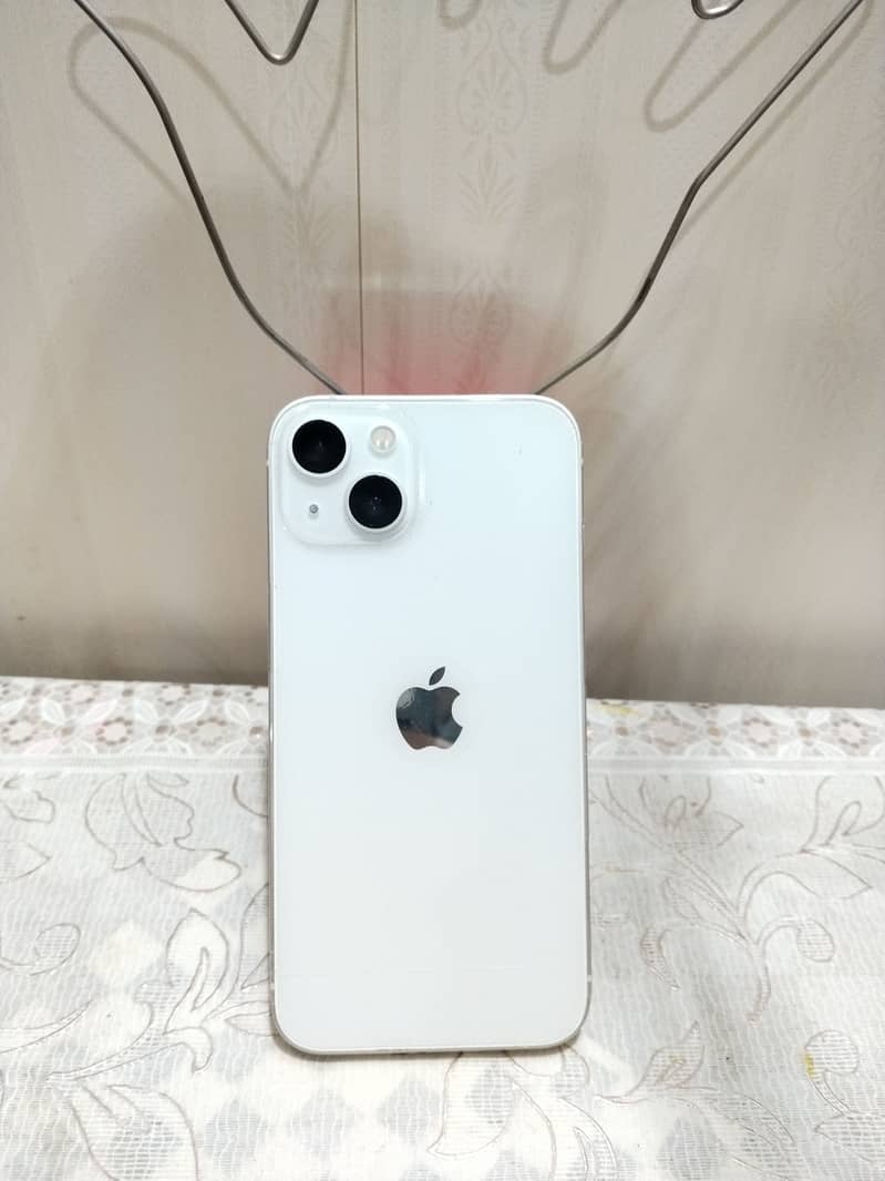 Apple iPhone 13 3