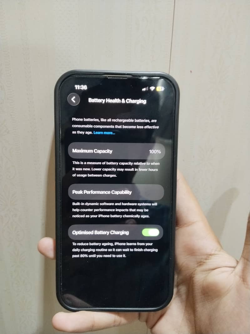Apple iPhone 13 5