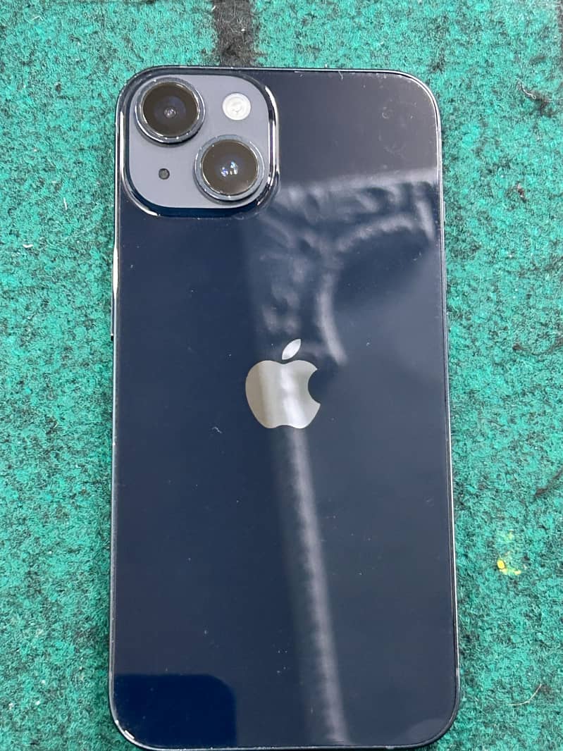 Apple iPhone 14 3