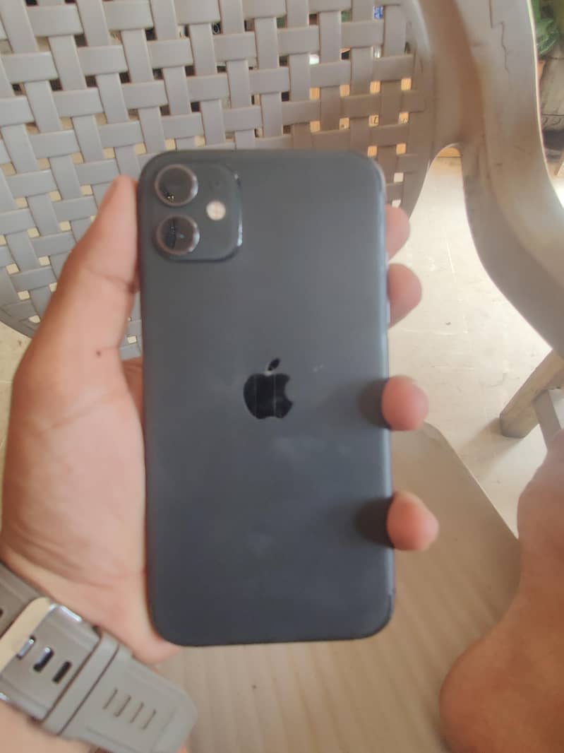 Apple iPhone 11 7