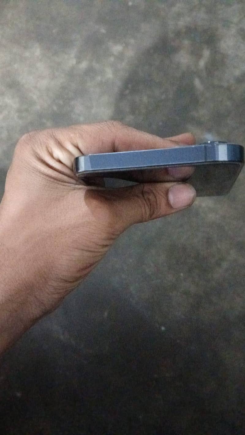 Apple iPhone 12 Pro Max 5
