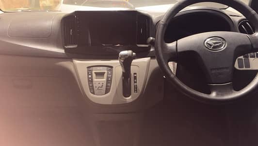Daihatsu Mira 2012