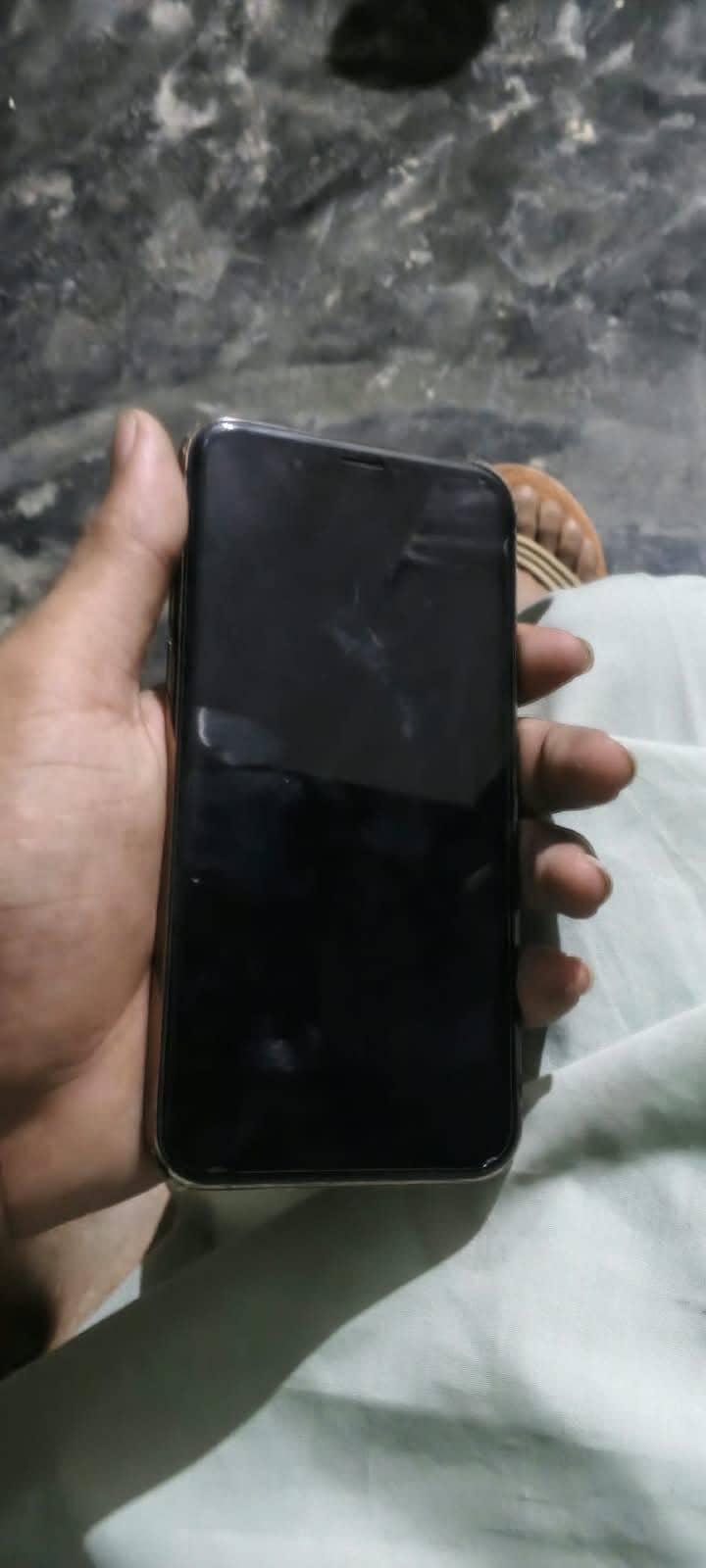 Apple iPhone 11 Pro 1