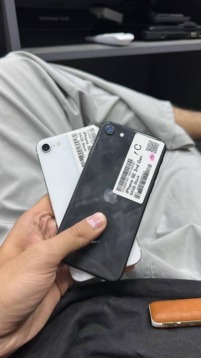 Apple iPhone SE