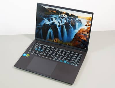 ASUS V16/INTEL CORE 7 2025/RTX 4050 6gb GAMING