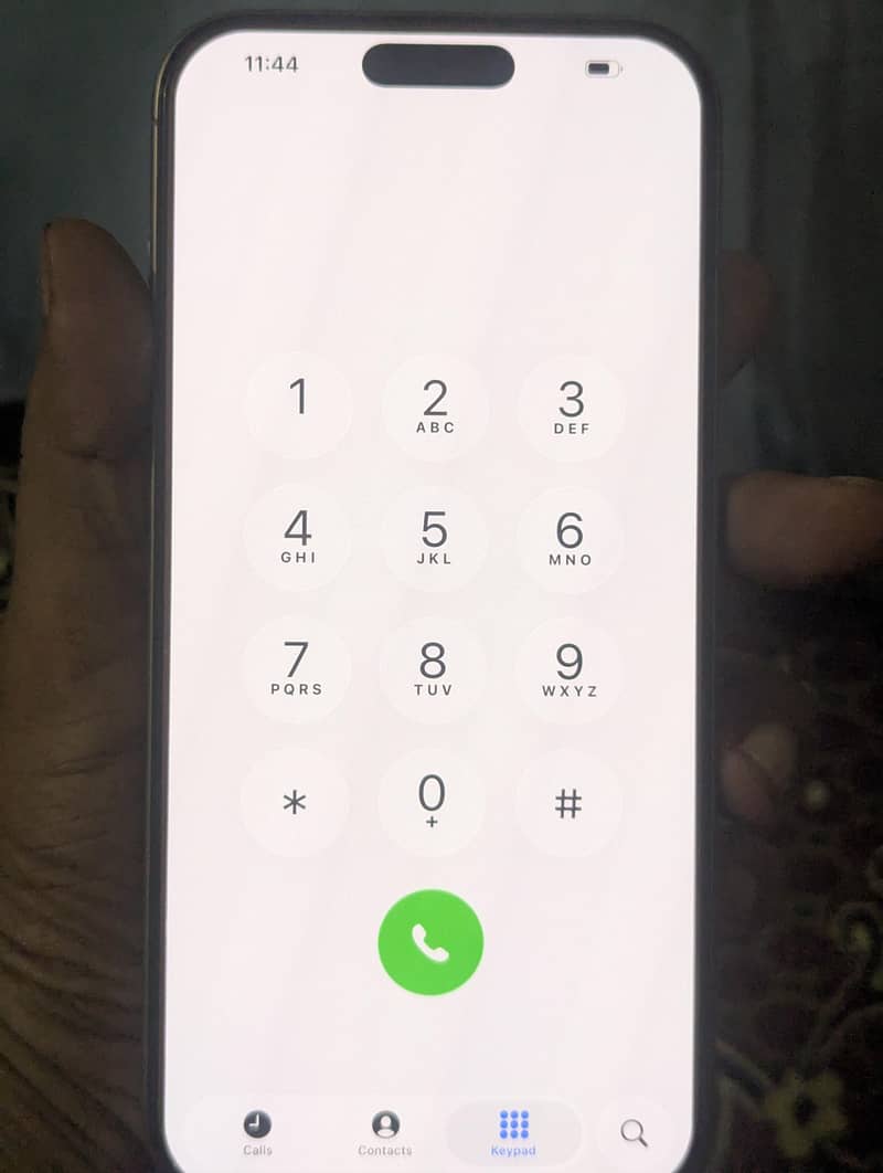 Apple iPhone 16 Pro Max 1