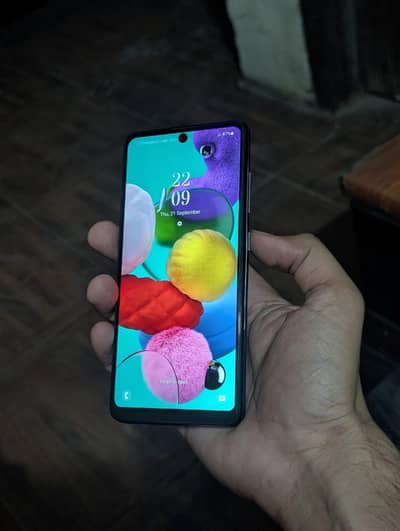 Samsung Mobile A51