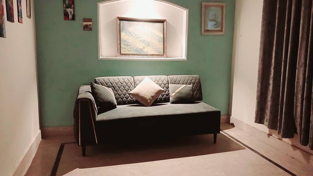 7 Seater Sofa set. 1