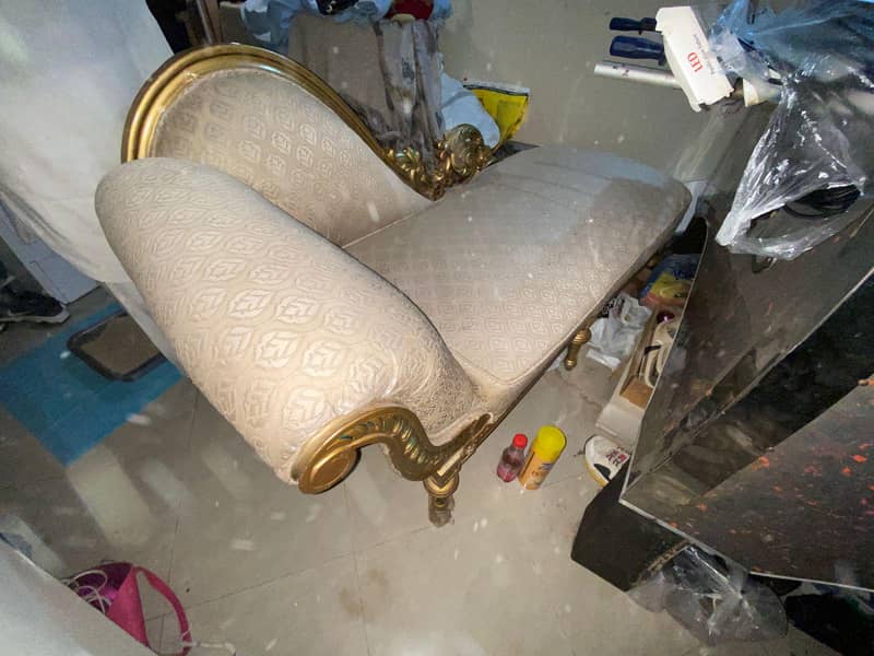 wooden sofa in  good condition 1